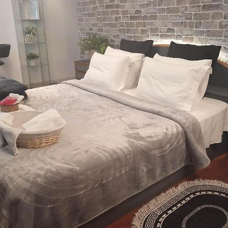 Lovely Cozy Apartment In The Entrance Of Nicosia Aglantzia Luaran gambar