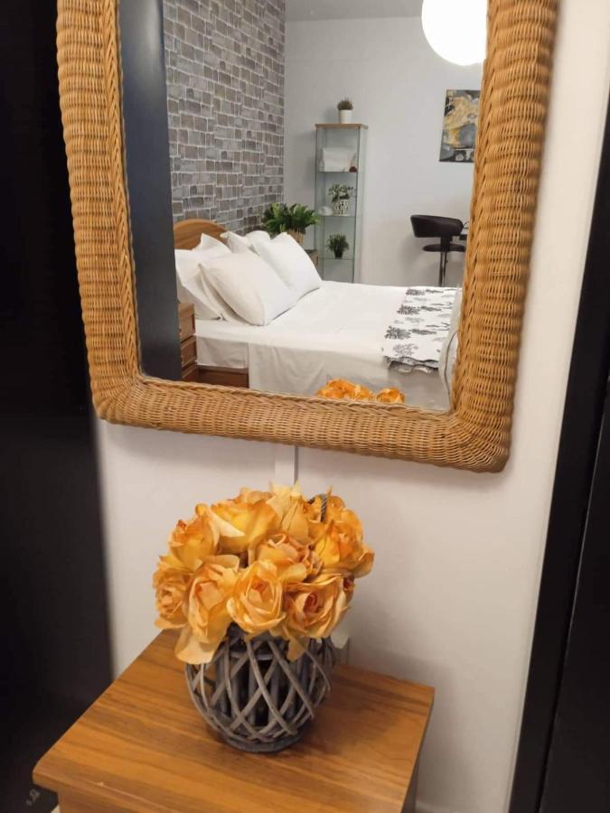 Lovely Cozy Apartment In The Entrance Of Nicosia Aglantzia Luaran gambar