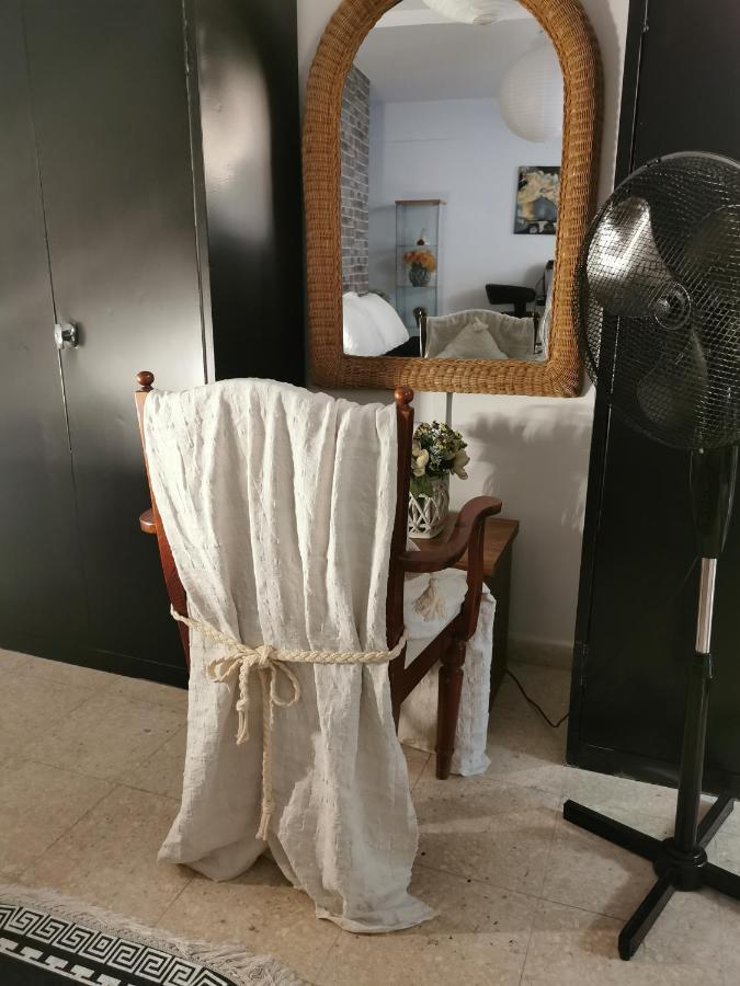 Lovely Cozy Apartment In The Entrance Of Nicosia Aglantzia Luaran gambar