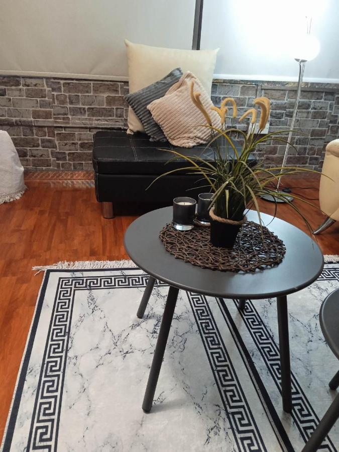 Lovely Cozy Apartment In The Entrance Of Nicosia Aglantzia Luaran gambar