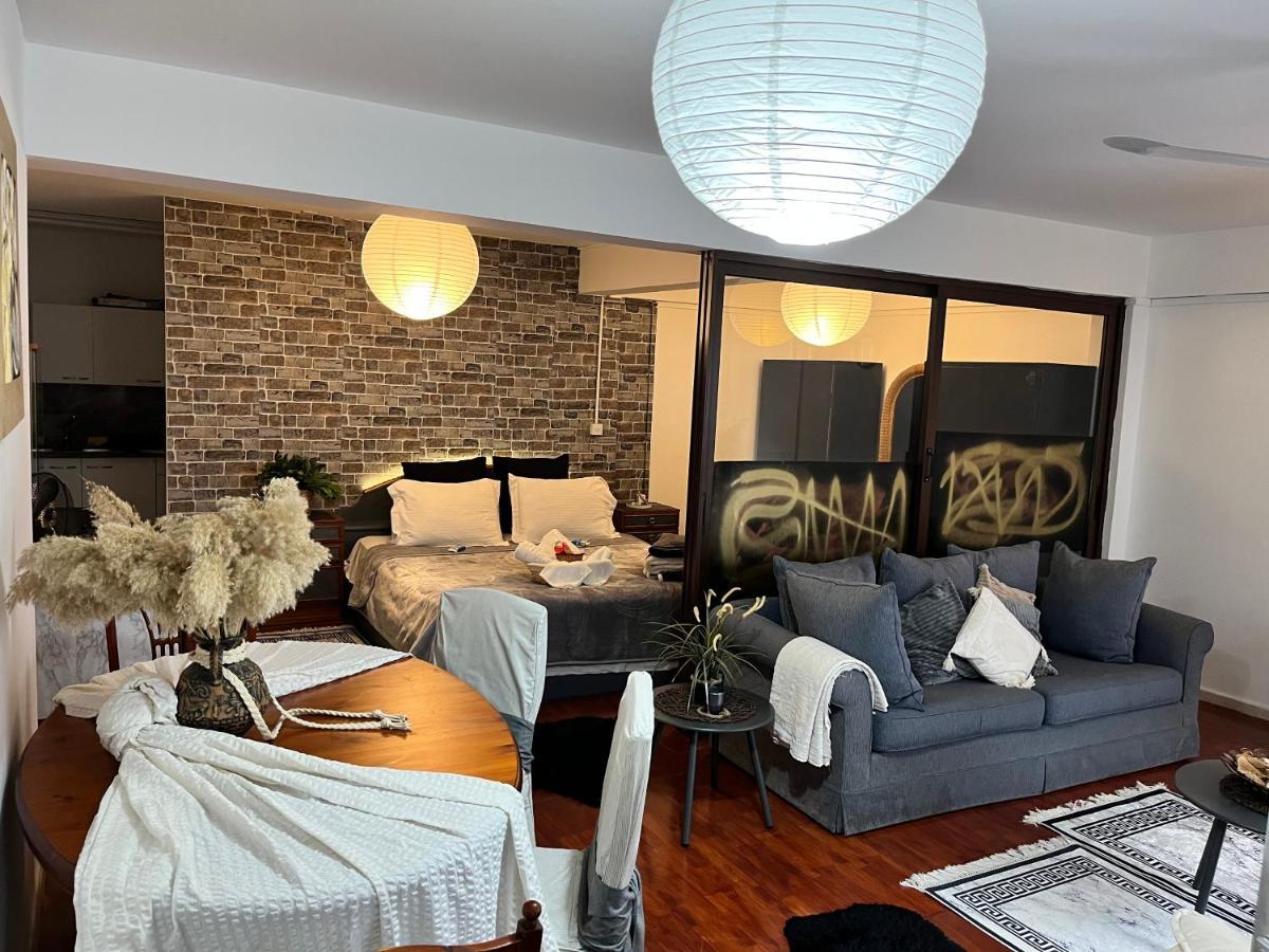 Lovely Cozy Apartment In The Entrance Of Nicosia Aglantzia Luaran gambar